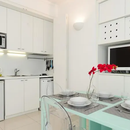 Apartman La Des Anges Res. Negresco Five Stars Holiday House *